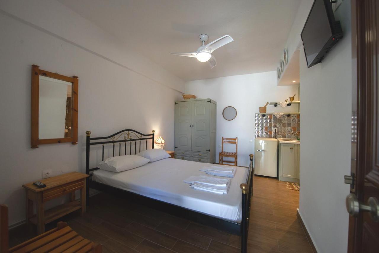 Mala - Μάλα Apartment Afytos Ngoại thất bức ảnh